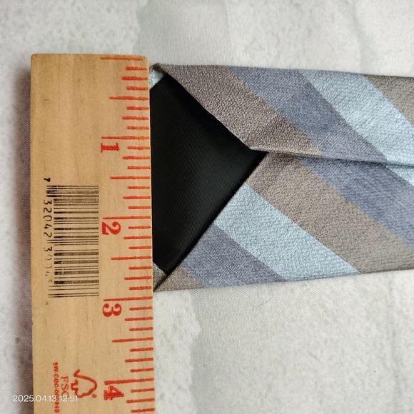 Reaction Kenneth Cole Silk Blend Striped Tan and Blue/Gray Men's Tie Necktie - Picture 7 of 8